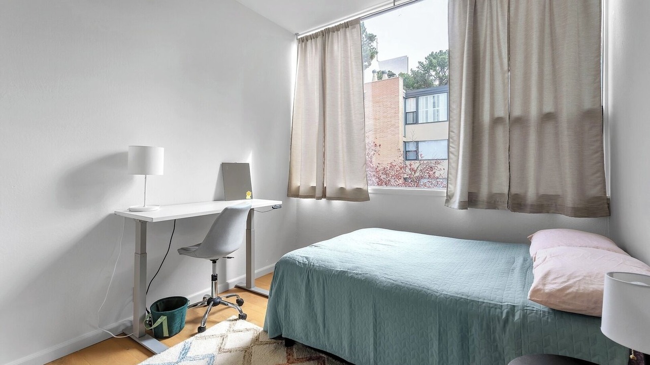Photo of Bedroom in Cathedral Hill