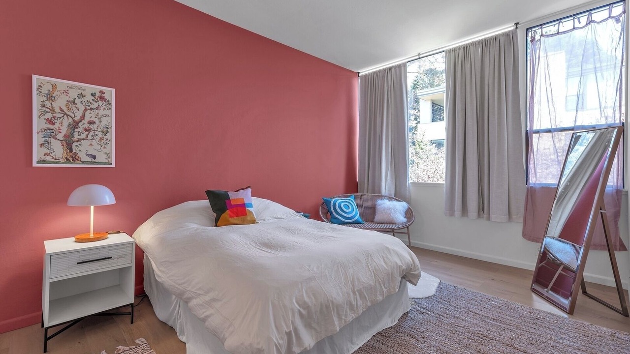 Photo of Bedroom in Cathedral Hill