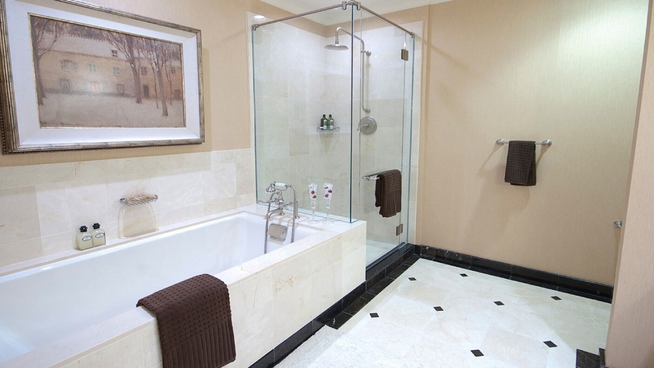 Photo of Bathroom in Downtown San Francisco
