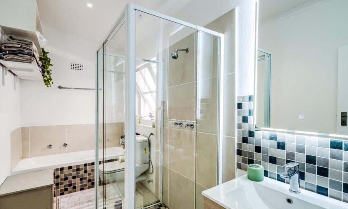 Photo of Bathroom in Cape Town City Centre