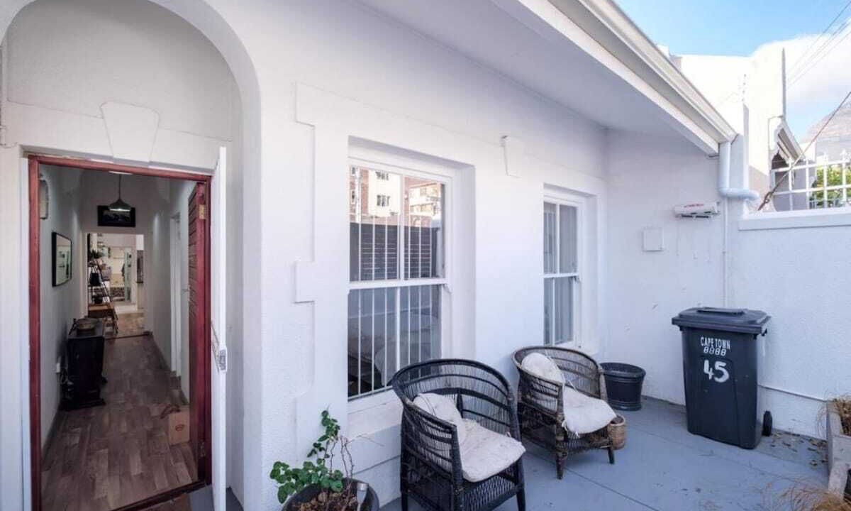 Photo of Patio Balcony in Cape Town City Centre
