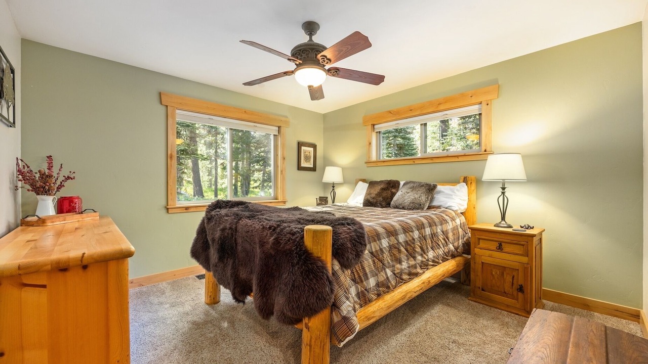 Photo of Bedroom in Serene Lakes