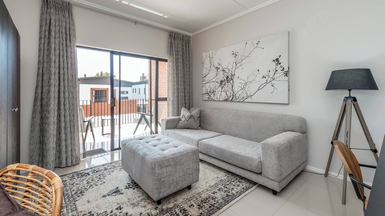 Photo of Livingroom in Greater Johannesburg Metropolitan Area