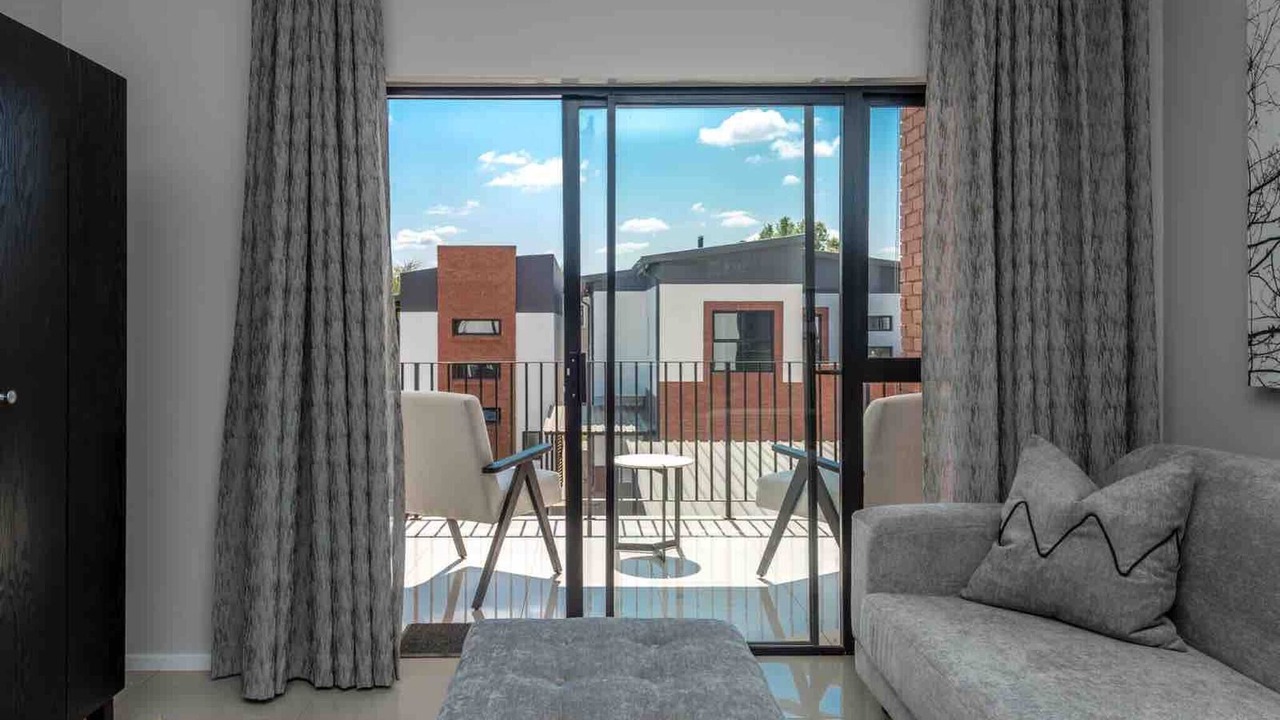 Photo of Livingroom in Greater Johannesburg Metropolitan Area