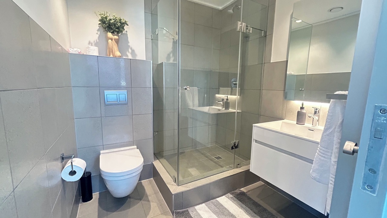 Photo of Bathroom in Cape Town City Centre
