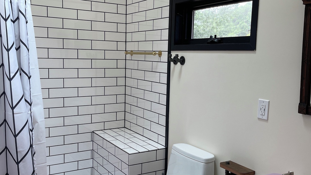 Photo of Bathroom in Anderson Valley