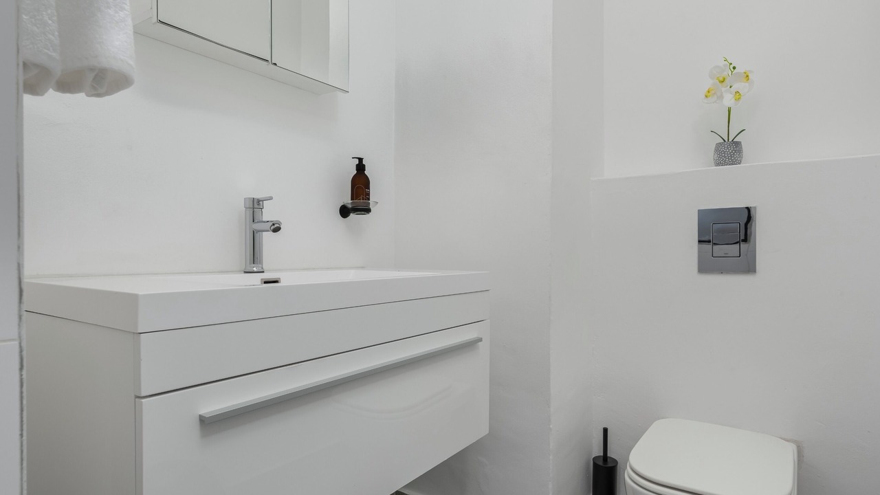 Photo of Bathroom in Cape Town City Centre