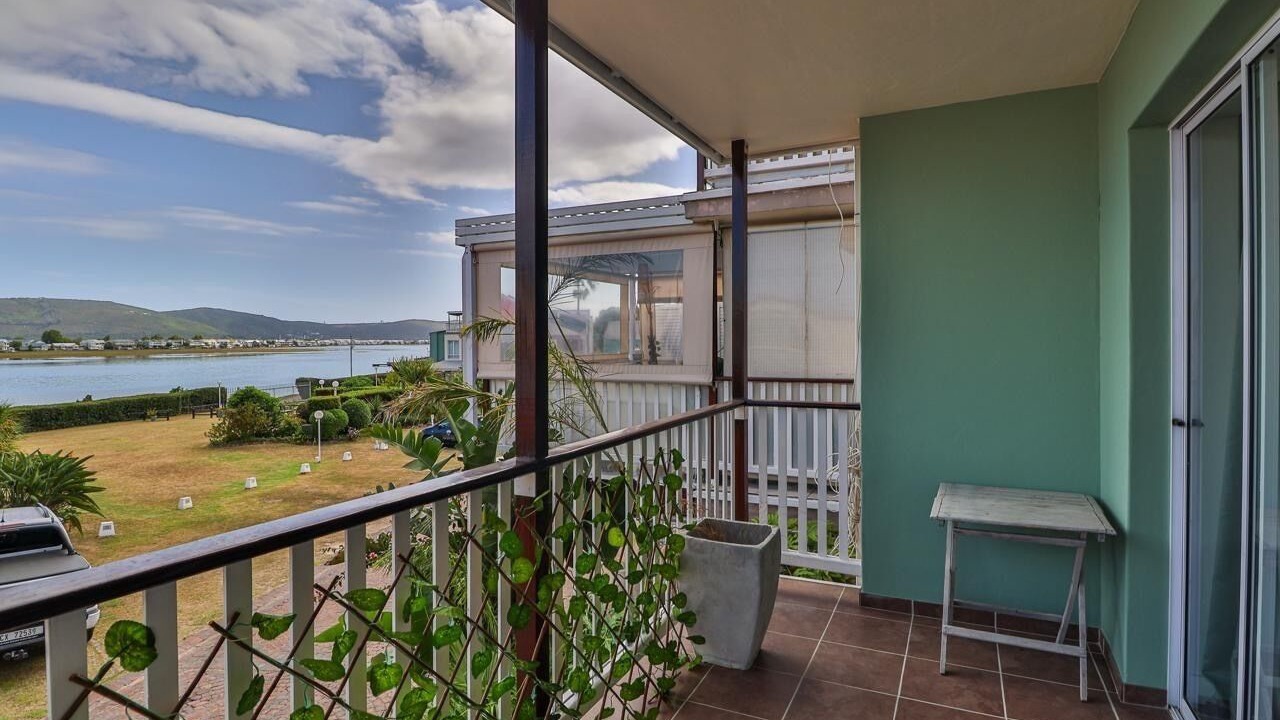 Photo of Outdoor in Old Place