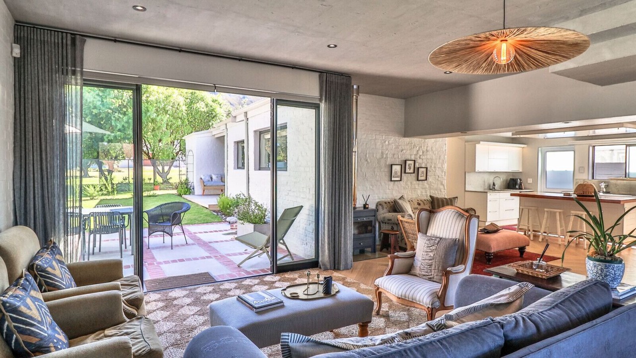 Photo of Livingroom in Voelklip