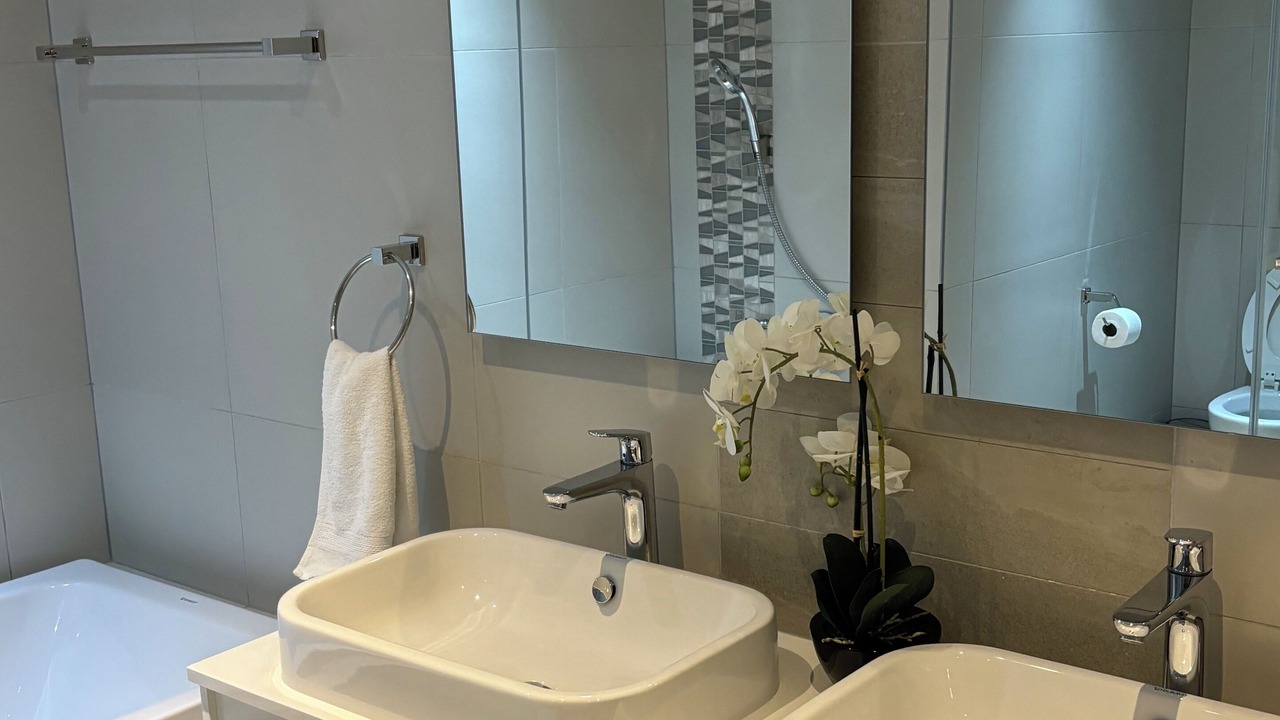 Photo of Bathroom in Greater Johannesburg Metropolitan Area