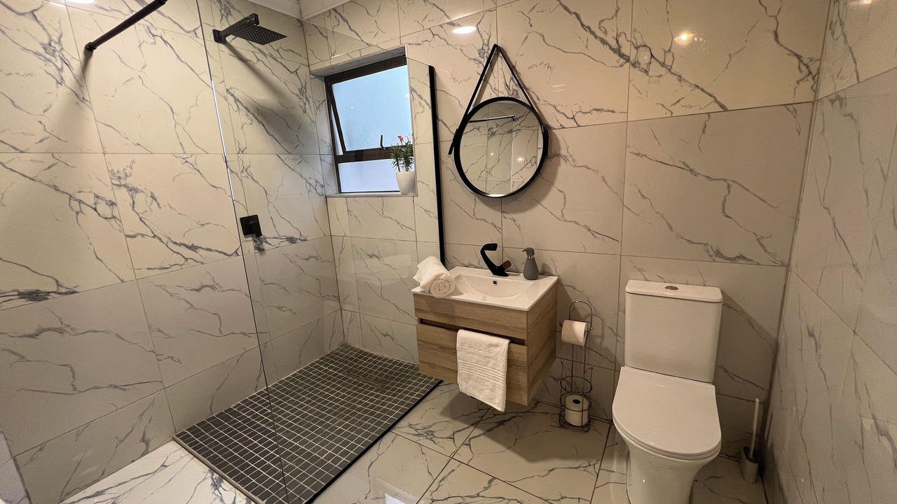 Photo of Bathroom in Douglasdale