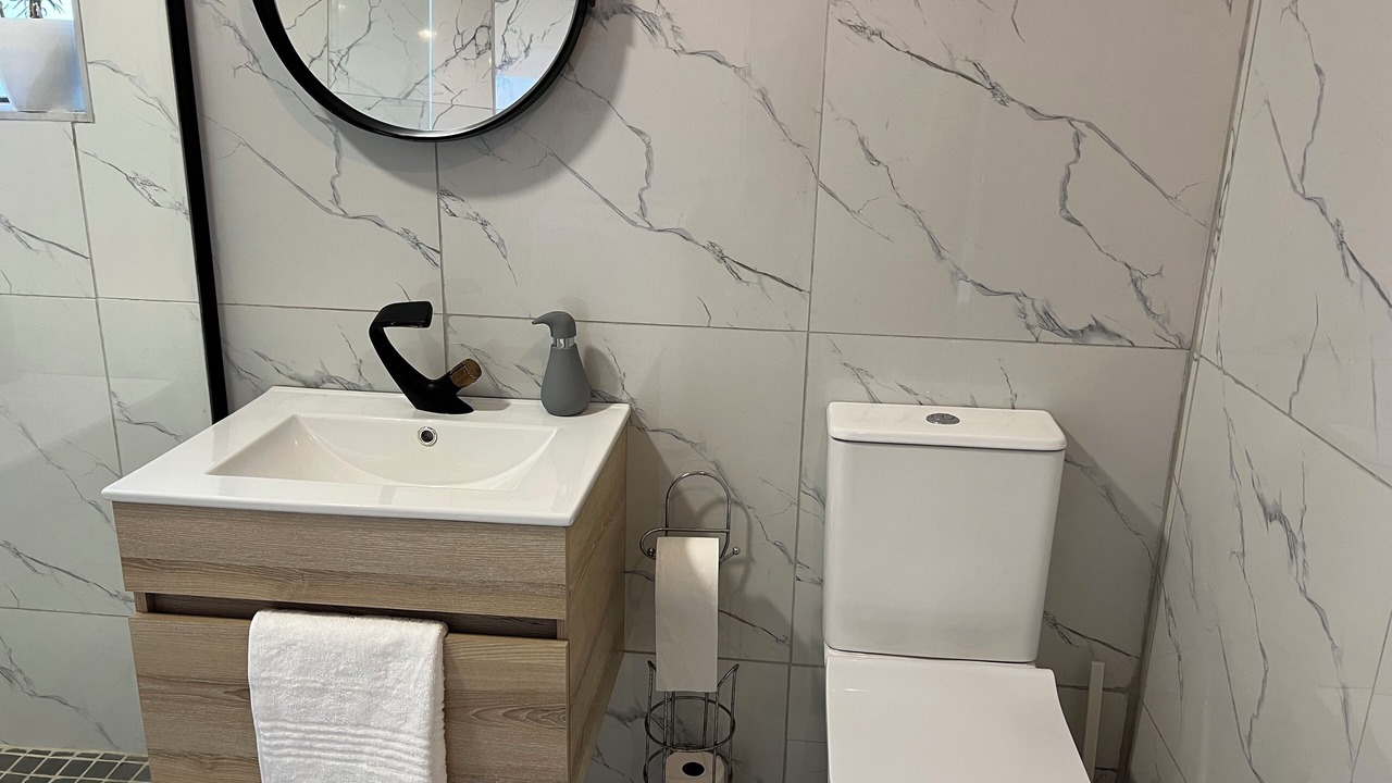 Photo of Bathroom in Douglasdale