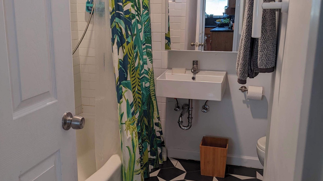 Photo of Bathroom in Oakland