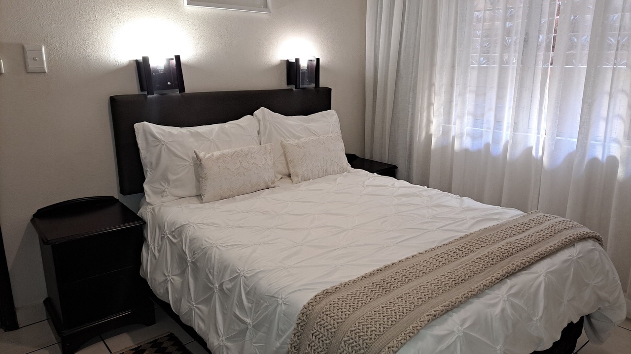 Photo of Bedroom in Illovo Beach