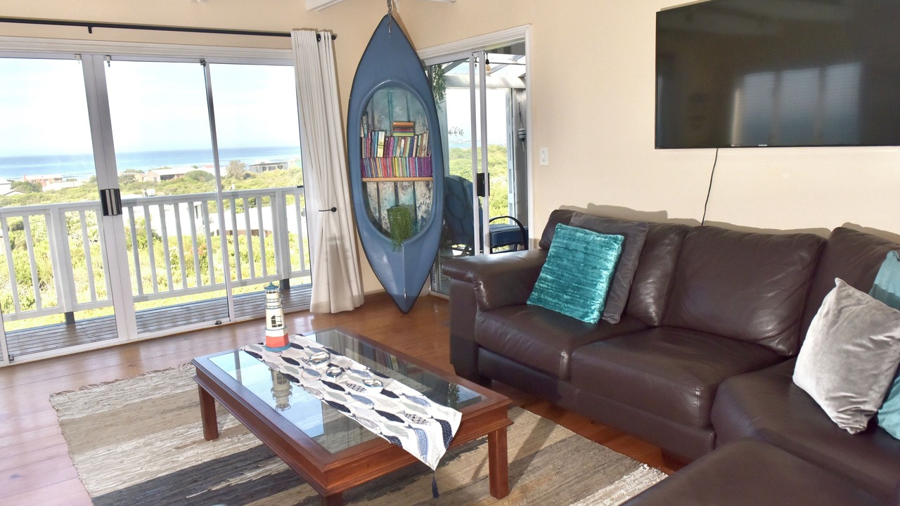 Photo of Livingroom in Betty's Bay