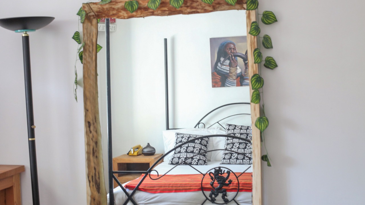 Photo of Bedroom in Three Anchor Bay