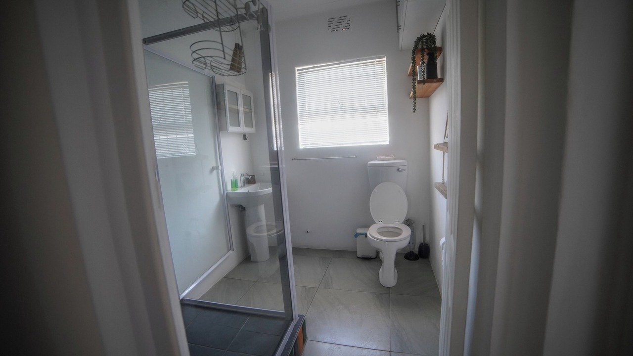 Photo of Bathroom in Three Anchor Bay