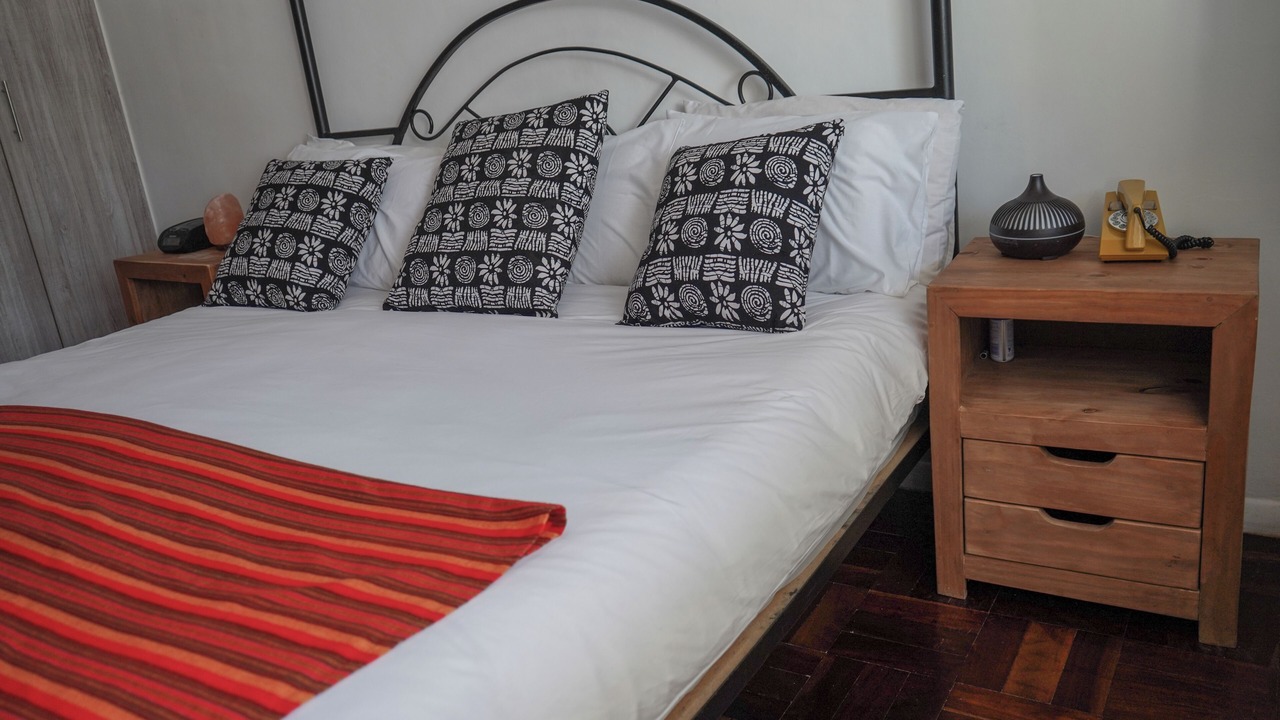 Photo of Bedroom in Three Anchor Bay