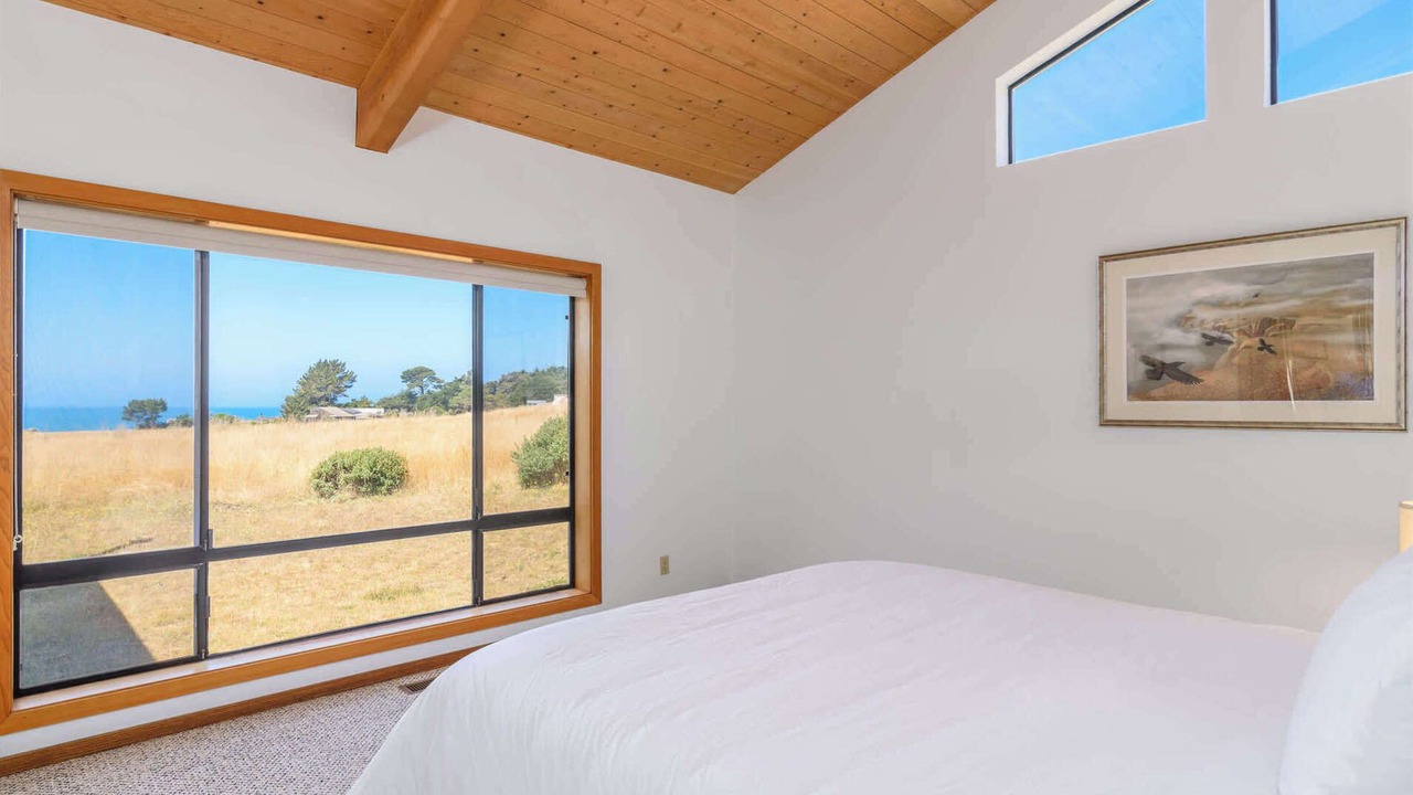 Photo of Bedroom in Sea Ranch