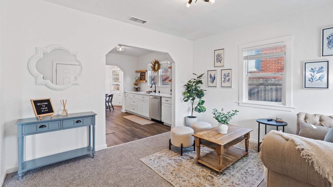 Photo of Livingroom in Sacramento