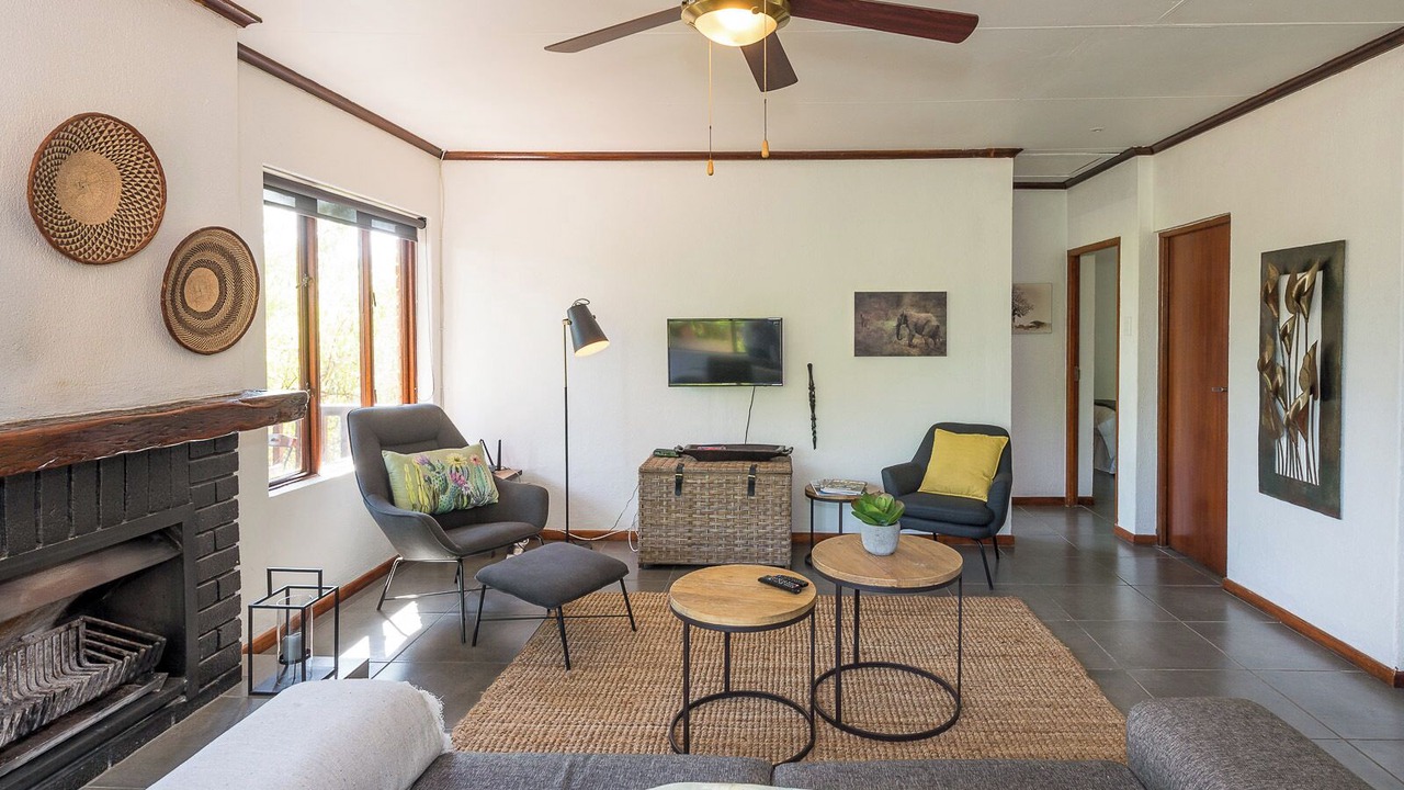 Photo of Livingroom in White River