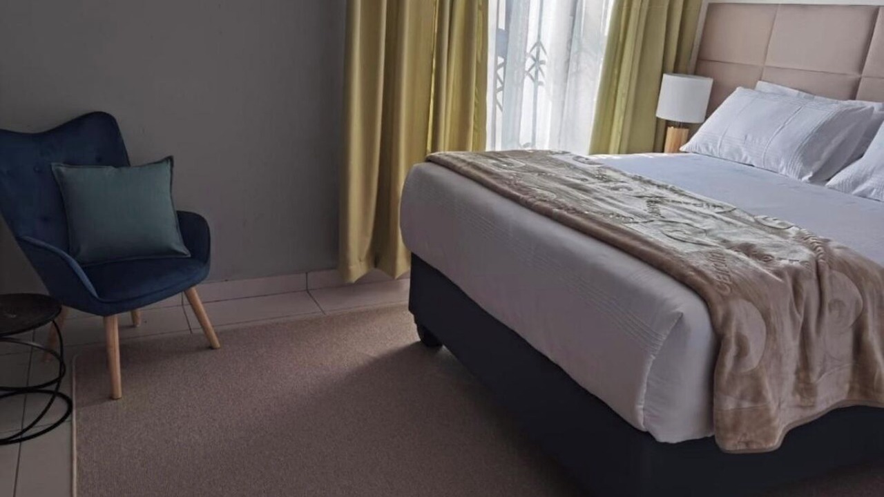 Photo of Bedroom in Pyramid