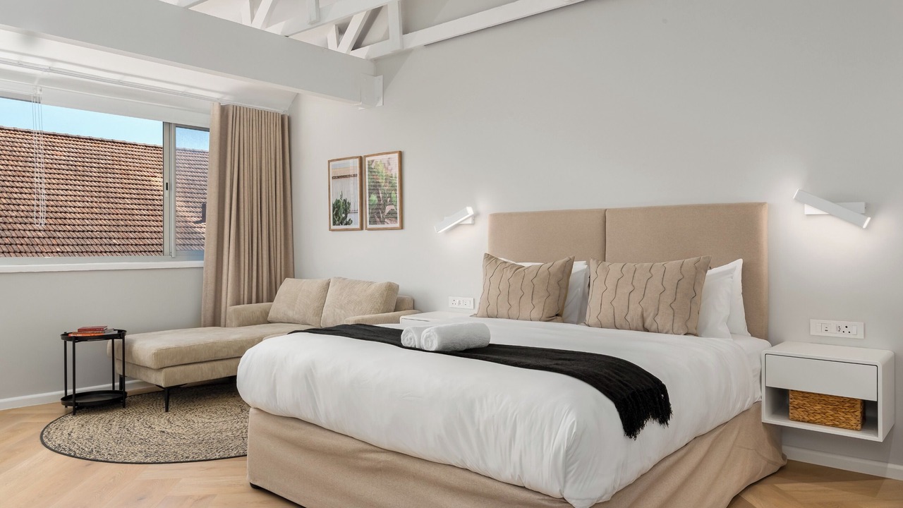 Photo of Bedroom in Three Anchor Bay