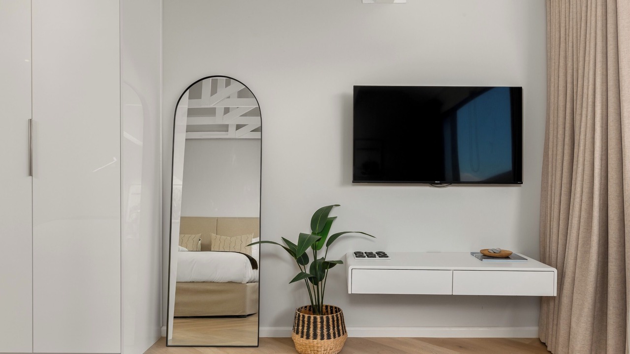 Photo of Bedroom in Three Anchor Bay