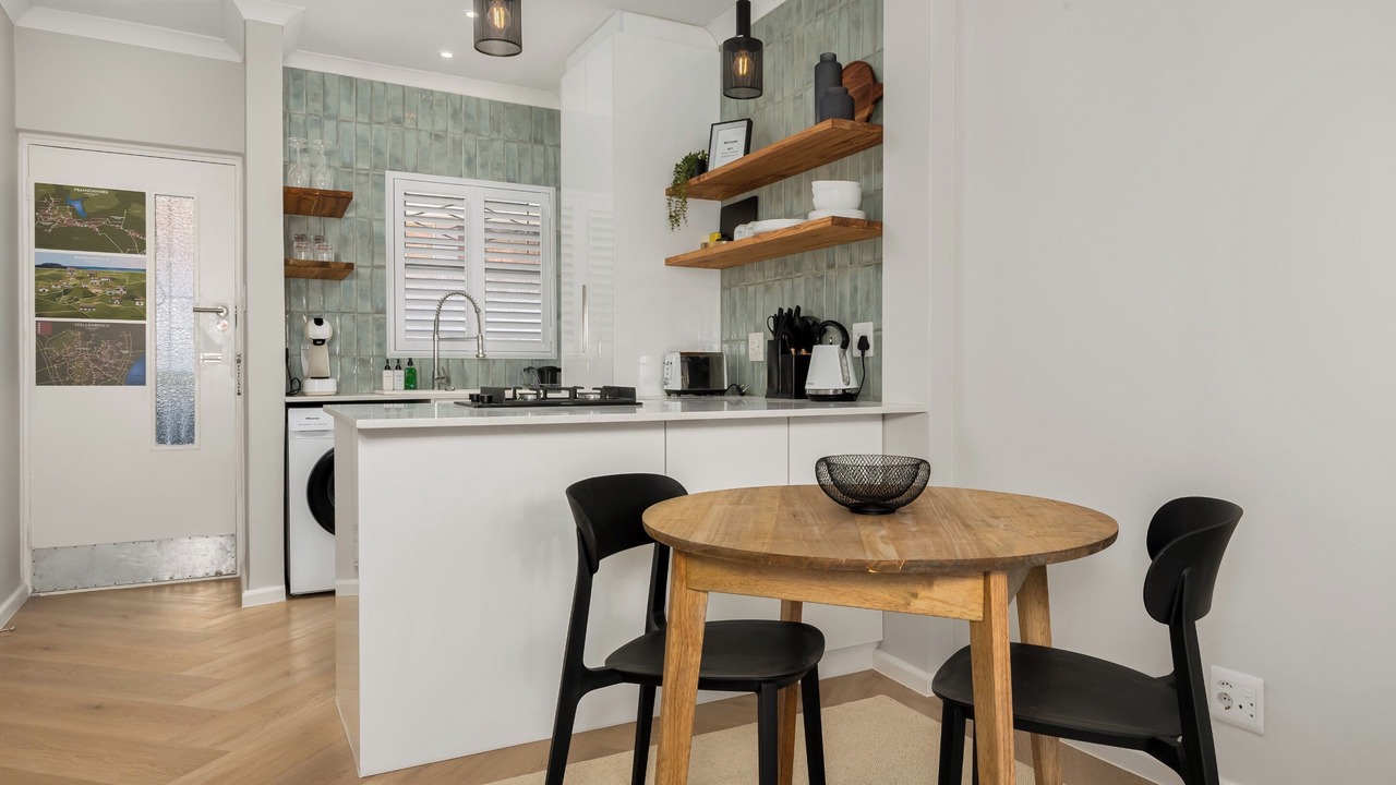 Photo of Kitchen in Three Anchor Bay