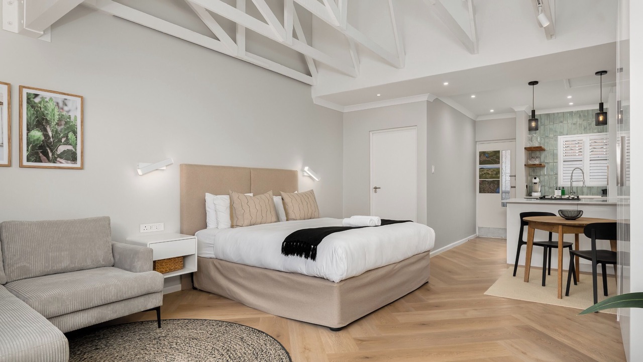 Photo of Bedroom in Three Anchor Bay