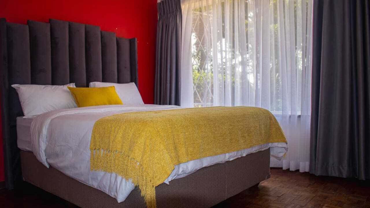 Photo of Bedroom in Lombardy East