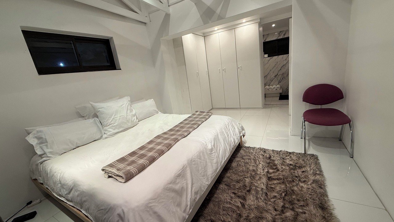 Photo of Bedroom in Cape Town City Centre