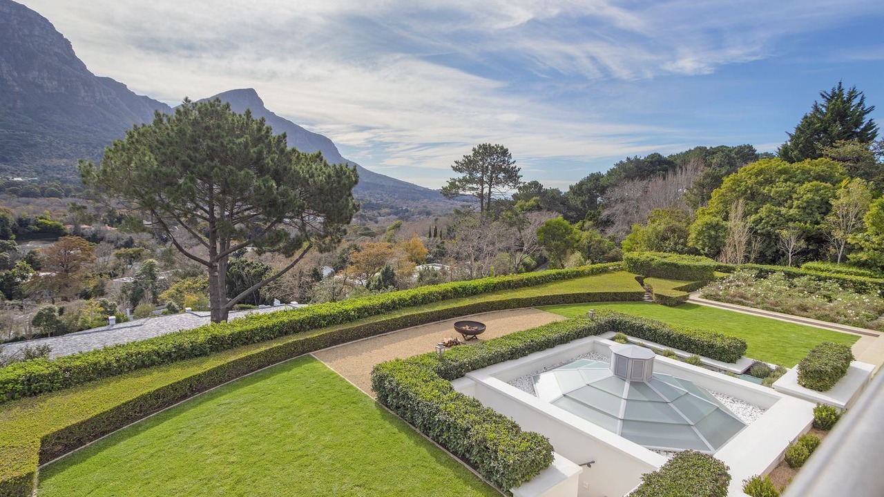 Photo of Others in Newlands