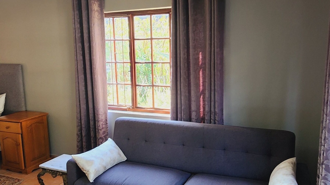 Photo of Livingroom in Winston Park