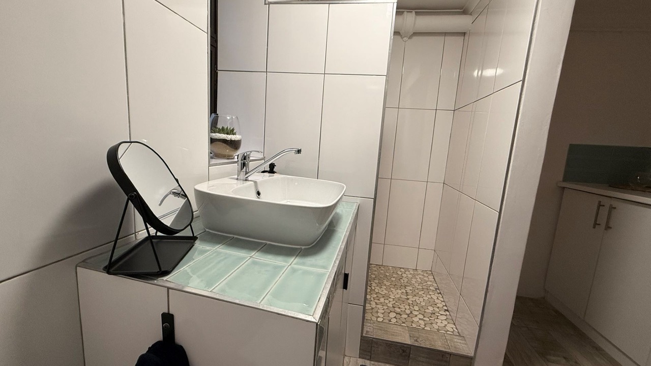 Photo of Bathroom in Mountainside