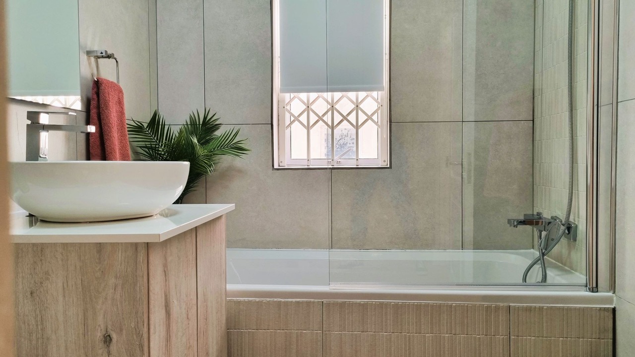 Photo of Bathroom in Strand
