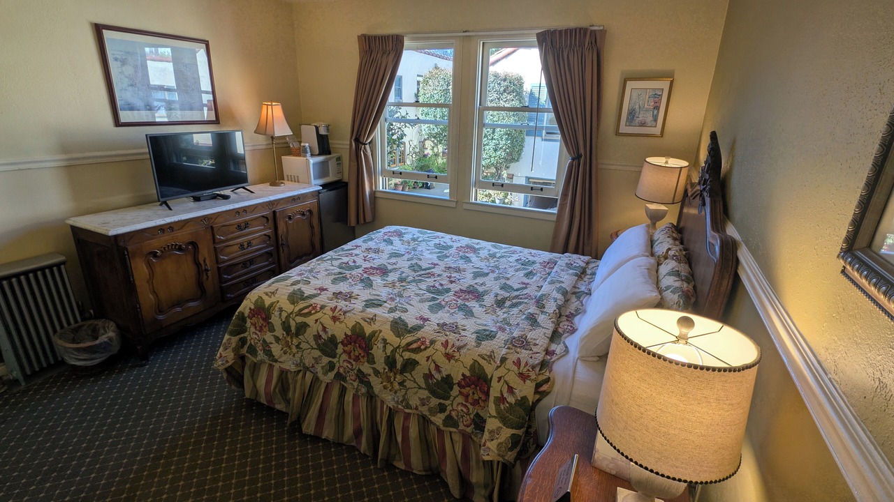 Photo of Bedroom in Marina District