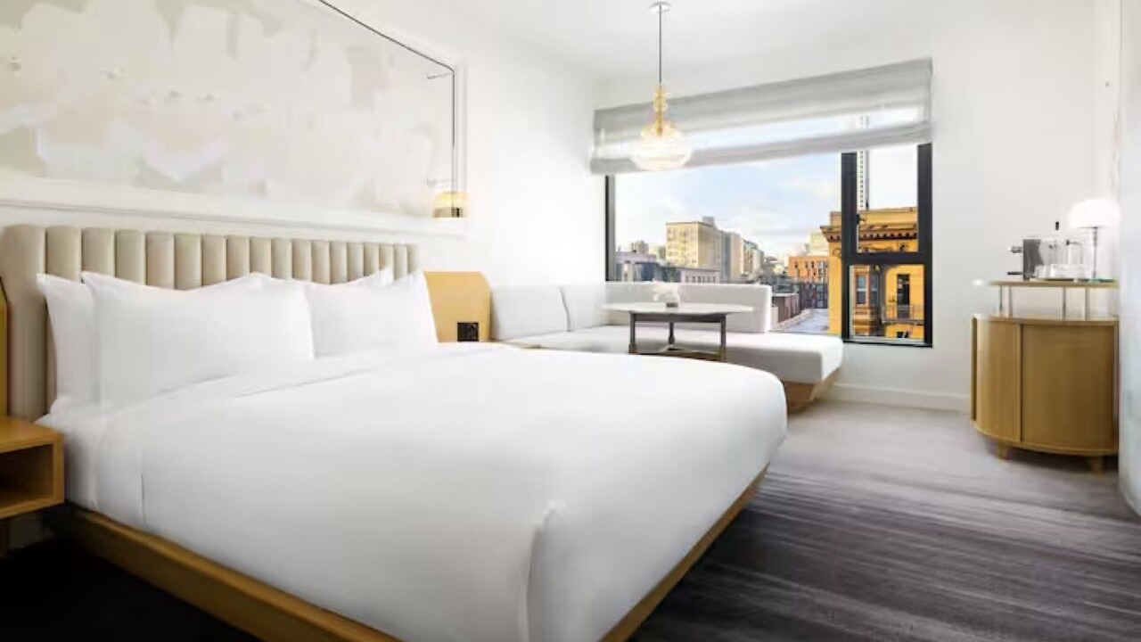 Photo of Bedroom in Tenderloin