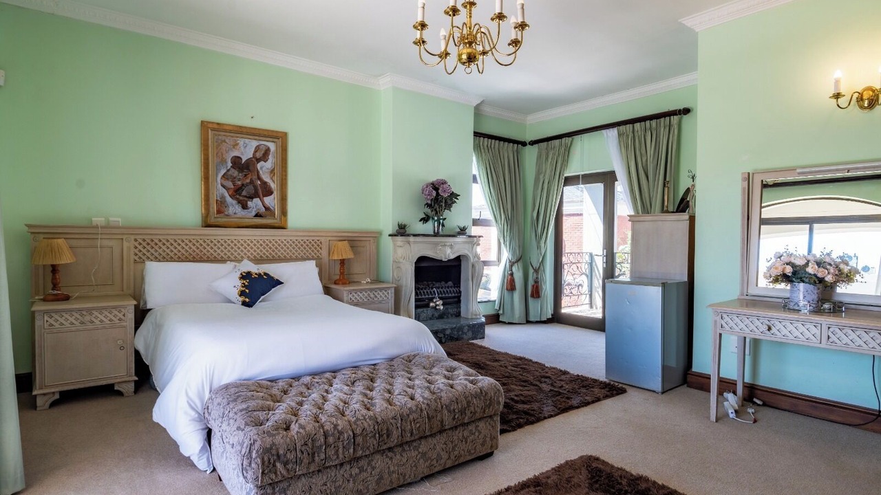 Photo of Bedroom in Sunset Beach