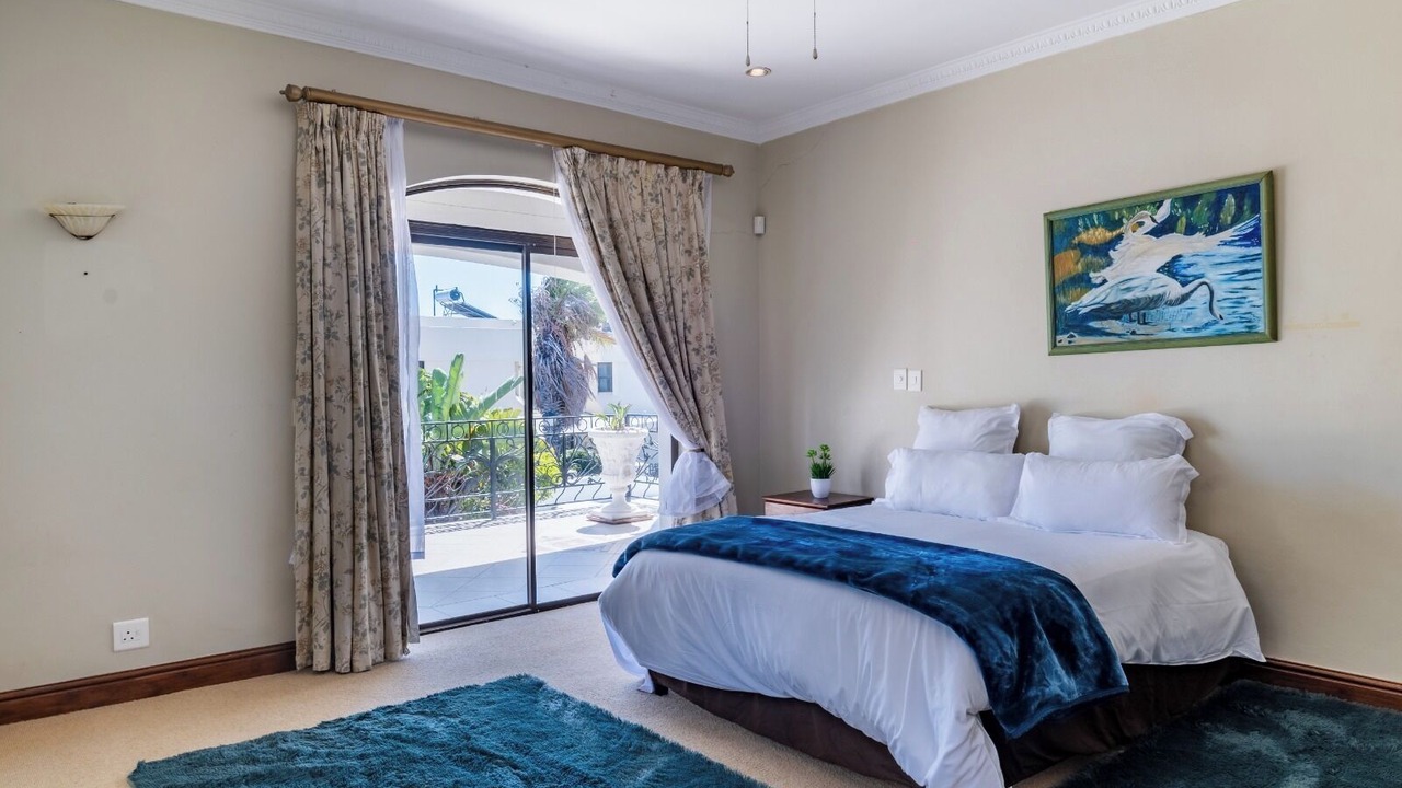 Photo of Bedroom in Sunset Beach