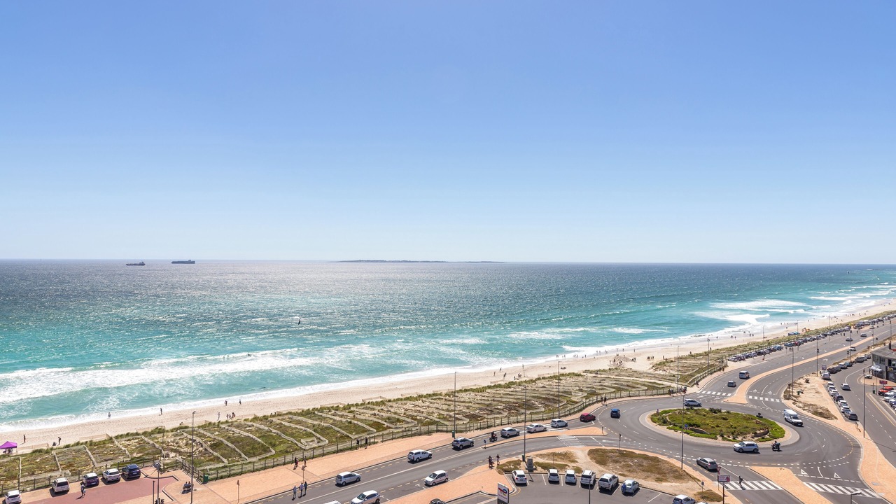 Photo of Others in Bloubergstrand