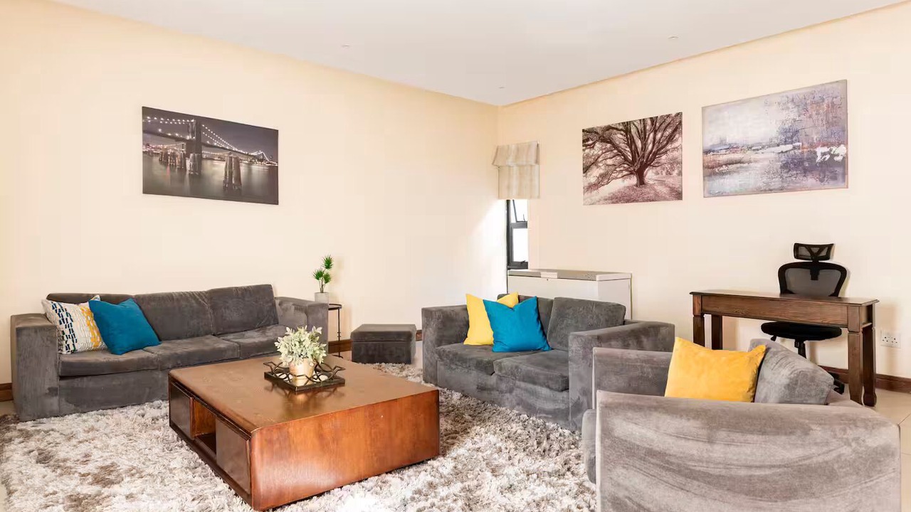 Photo of Livingroom in Greater Johannesburg Metropolitan Area