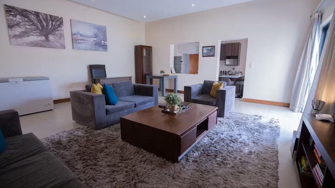 Photo of Livingroom in Greater Johannesburg Metropolitan Area