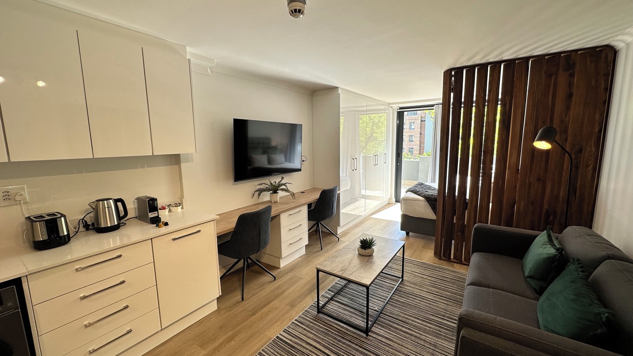 Photo of Livingroom in Claremont