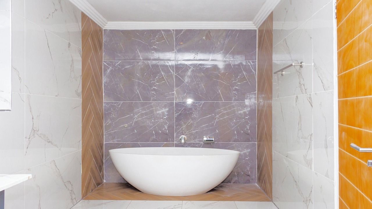 Photo of Bathroom in Greater Johannesburg Metropolitan Area