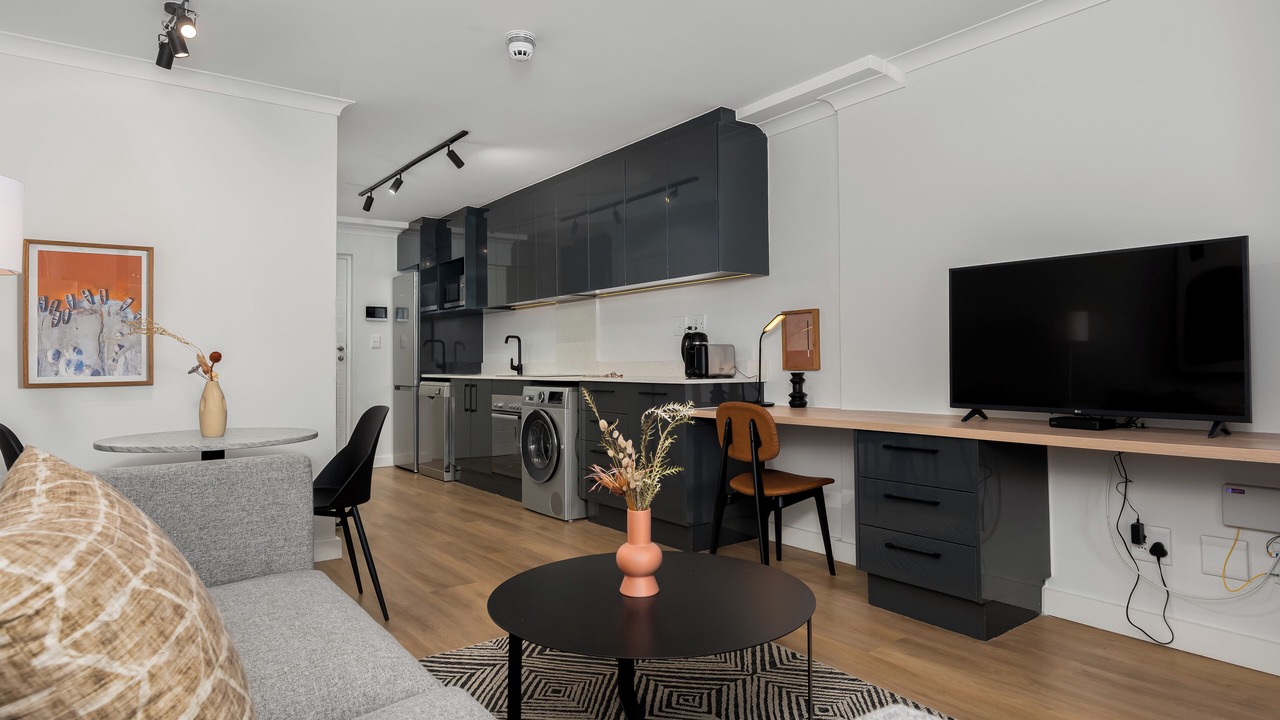 Photo of Livingroom in Claremont
