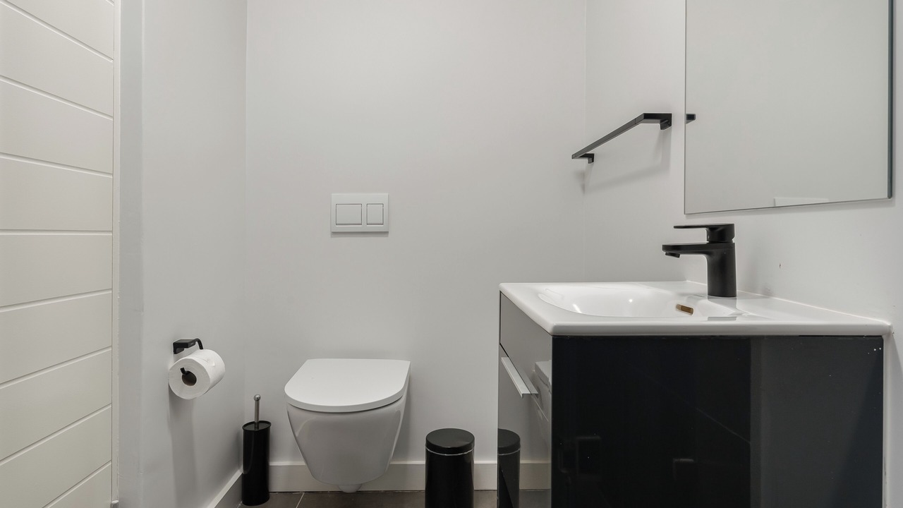 Photo of Bathroom in Claremont