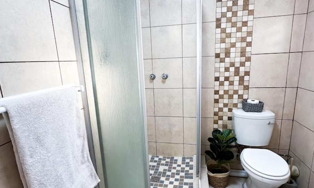 Photo of Bathroom in Langenhoven Park