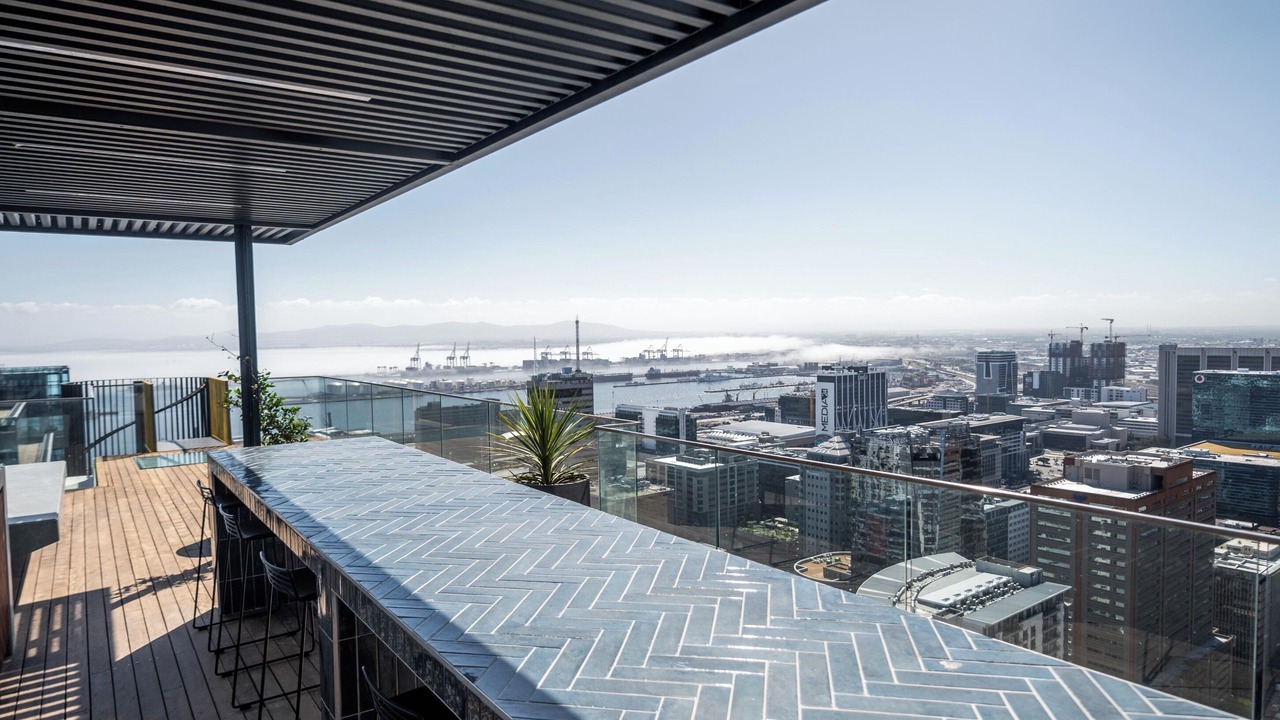 Photo of Patio Balcony in Cape Town City Centre