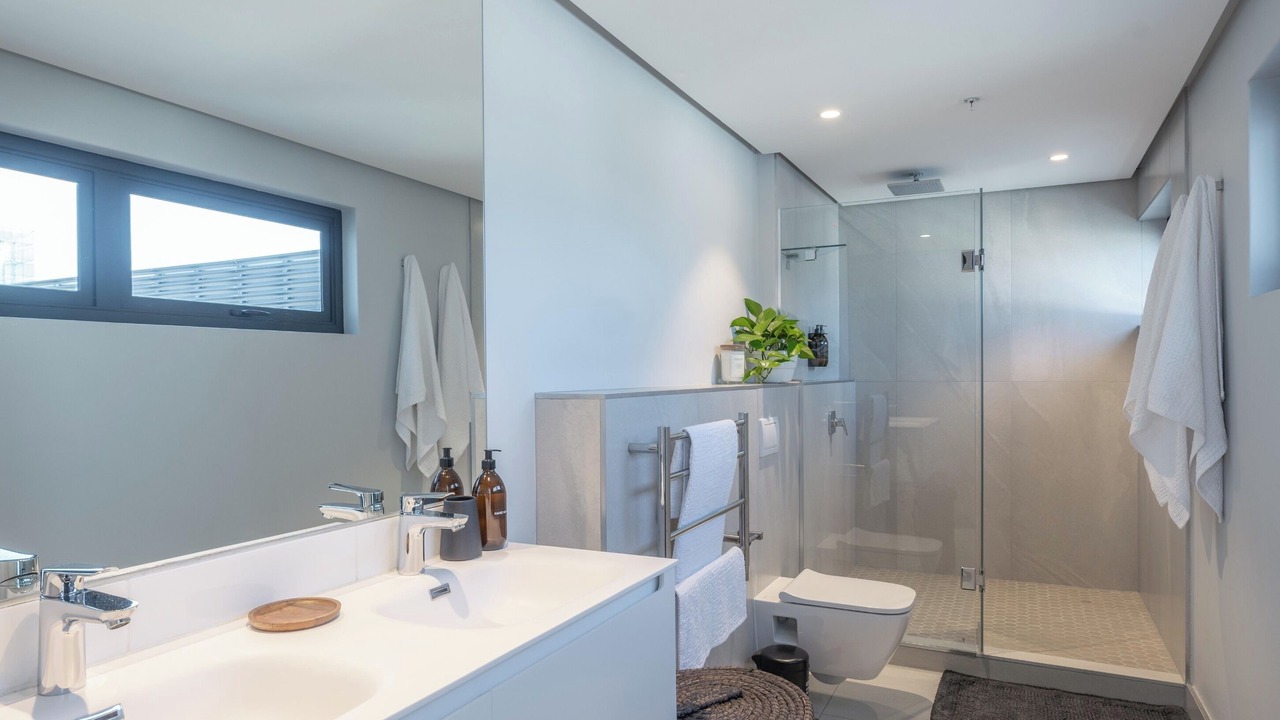 Photo of Bathroom in Cape Town City Centre